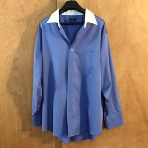 Croft&Barrow 18.5 34/35 Long Sleeved Blue & White Classic Fit Button Down Shirt